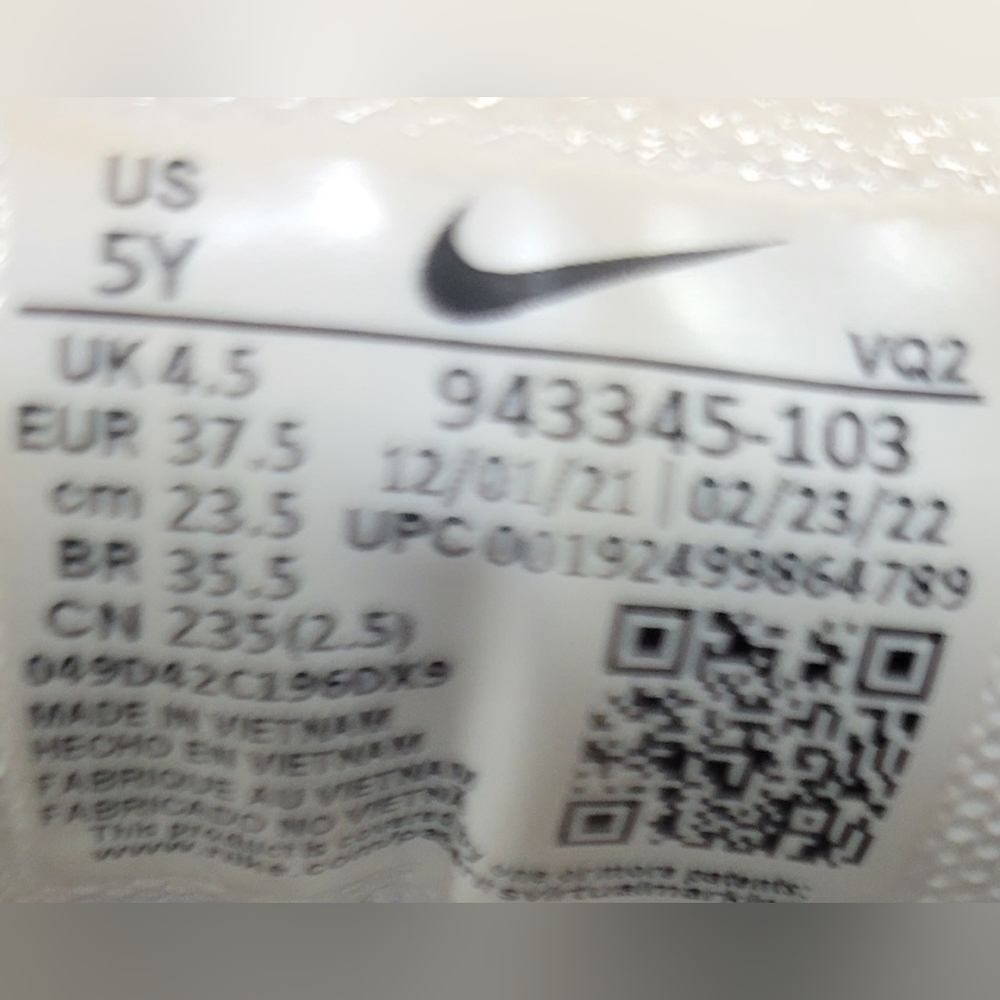 NIKE Air Max 270 GS Youth Size 5Y Women's 6.5 White Athletic Running Sneakers. - Picture 4 of 13